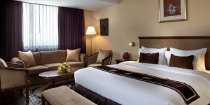 corner-deluxe-king-room-at-mercure-mandalay-hill-resort