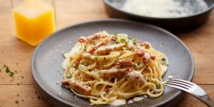 pasta-served-at-la-terrazza