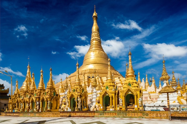 shwedagon-pagoda-in-yangon