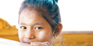 a-smiling-little-girl-in-yangon