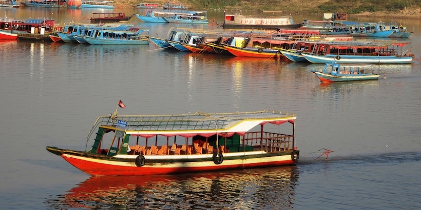 boats-in-the-border-town