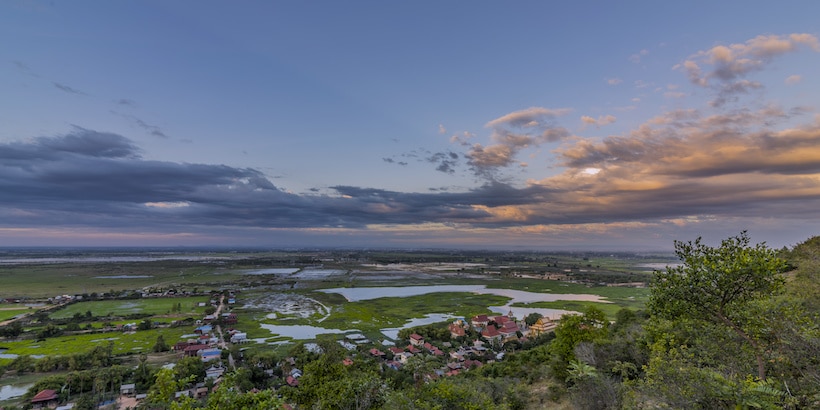 sunset-view-from-phnom-krom
