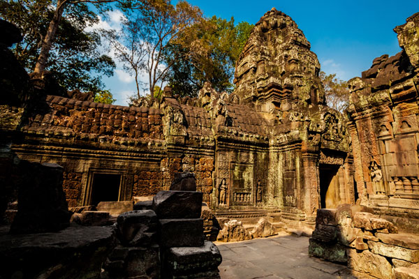 ruins-at-ta-som-temple
